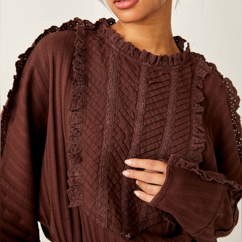 Free People More Romance Top Chocolate Brown Cotton Eyelet Lace Pleated Sz L